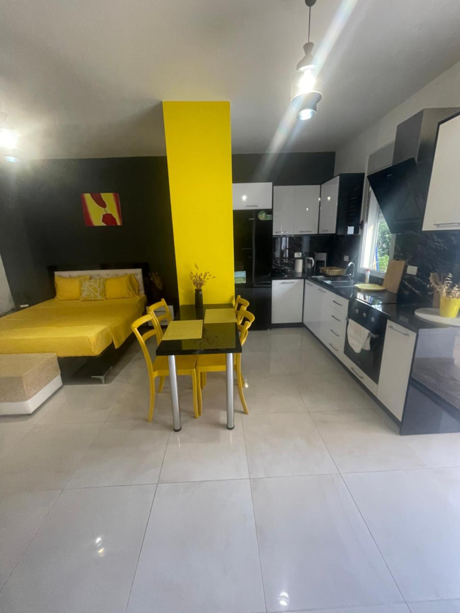 Marsela Gurma Apartments Sarande Exterior photo